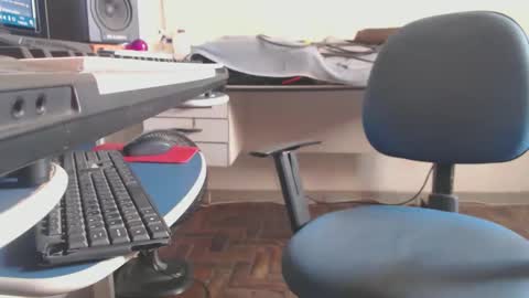 carlos online show from 04-11-26, 02:32