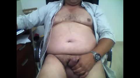 carlos8711 online show from 09-28-25, 09:47