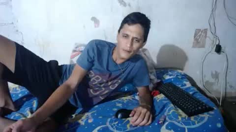 Snapshot of carlos_steven chatting on 03-30-26, 12:00 carlos_steven online show from 03-30-26, 12:00