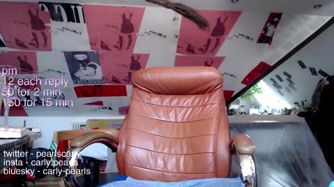 Carly Pearls online show from 01-28-25, 11:28