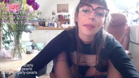 Carly Pearls online show from 02-24-25, 10:26
