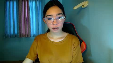 carmela online show from 02-04-25, 03:33