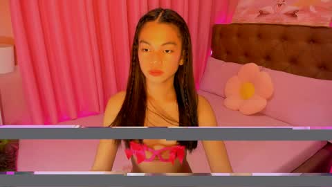 Snapshot of carmella_amethyst chatting on 04-01-26, 11:33 CARMELLA online show from 04-01-26, 11:33