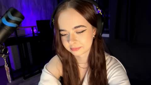 Rin online show from 10-15-25, 04:18