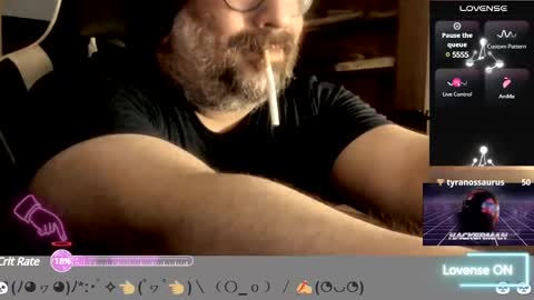 Snapshot of carmelo_devitto chatting on 01-08-25, 08:16 soy Batman online show from 01-08-25, 08:16