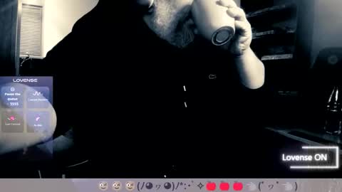 Snapshot of carmelo_devitto chatting on 10-06-25, 03:48 soy Batman online show from 10-06-25, 03:48