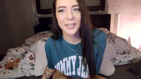 Luci online show from 03-10-25, 07:40