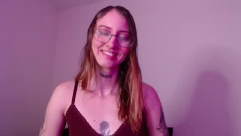 Snapshot of carmennrusso chatting on 12-22-25, 12:51 carmennrusso online show from 12-22-25, 12:51