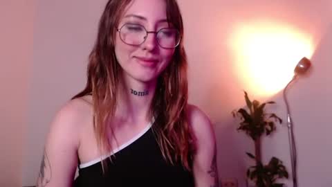 Snapshot of carmennrusso chatting on 01-14-26, 11:53 carmennrusso online show from 01-14-26, 11:53