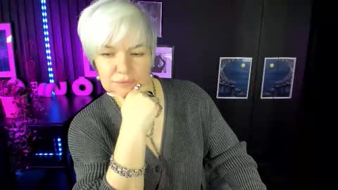 Carmen online show from 12-19-25, 09:44