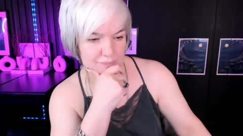 Carmen online show from 05-19-26, 01:56