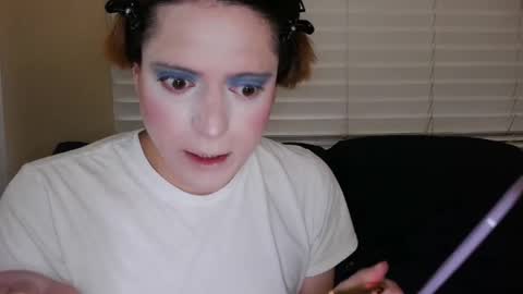 Snapshot of carnalflower95 chatting on 04-12-26, 01:32 Brooke online show from 04-12-26, 01:32