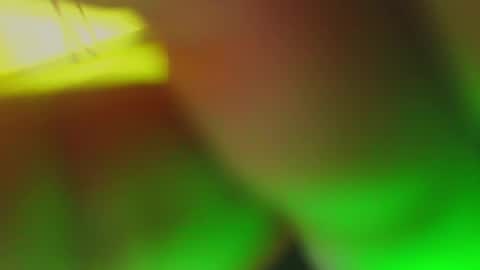 Snapshot of caro_zapata chatting on 12-19-24, 11:18 Carolina online show from 12-19-24, 11:18