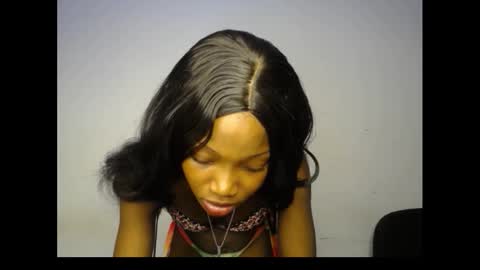 caroline online show from 01-06-26, 08:34