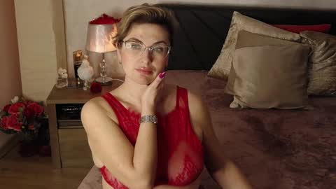 Snapshot of carojhones chatting on 02-03-25, 12:25 CaroJhones online show from 02-03-25, 12:25