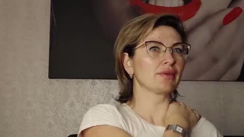 Snapshot of carojhones chatting on 02-10-25, 04:08 CaroJhones online show from 02-10-25, 04:08