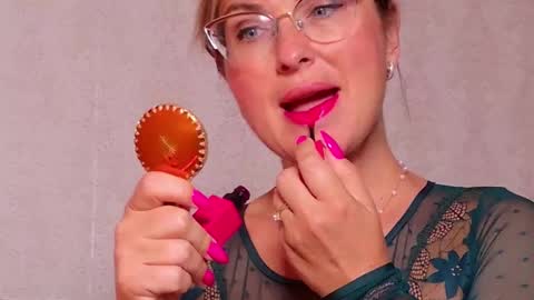 Snapshot of carojhones chatting on 09-23-25, 05:10 CaroJhones online show from 09-23-25, 05:10