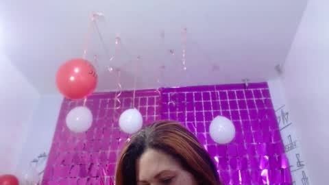 Snapshot of carol_stonee chatting on 09-21-25, 02:08 Carol Stonee online show from 09-21-25, 02:08