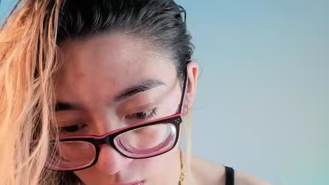 Char online show from 03-24-26, 01:43