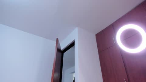 Caroline online show from 12-20-24, 06:24