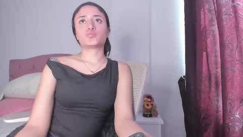 Caroline online show from 11-25-25, 05:24