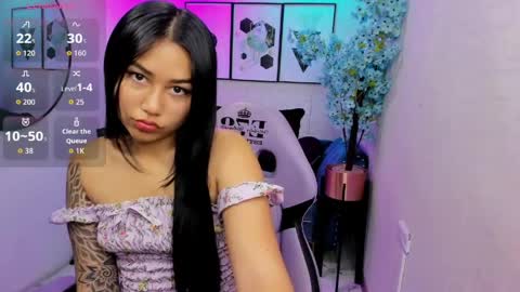 CAROLINA.  online show from 05-11-26, 12:33