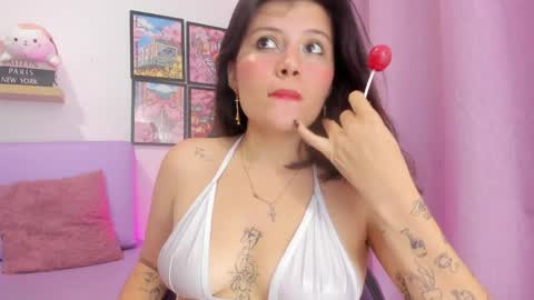 Carolina  online show from 04-05-26, 07:55