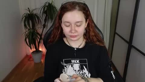 Mira online show from 02-12-25, 12:22