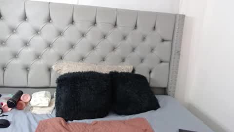 Carolina online show from 02-02-25, 07:14