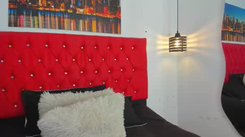 Carolina online show from 02-09-26, 04:33