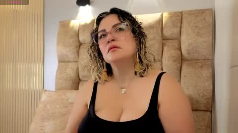 Snapshot of carolinacrus01 chatting on 05-25-26, 11:16 Carolina online show from 05-25-26, 11:16