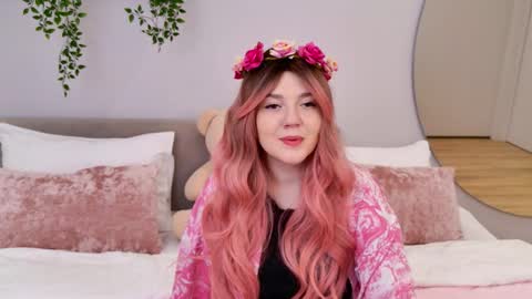 Snapshot of carolinasherry chatting on 10-23-25, 05:18 carolinasherry online show from 10-23-25, 05:18