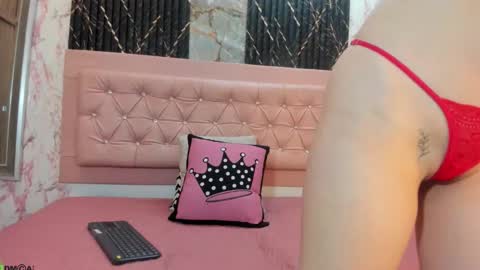 caroline daring online show from 11-04-25, 02:38