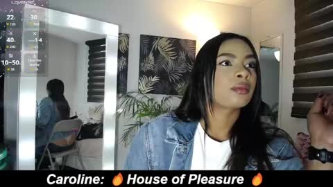 C A R O L I N E online show from 04-20-26, 12:41