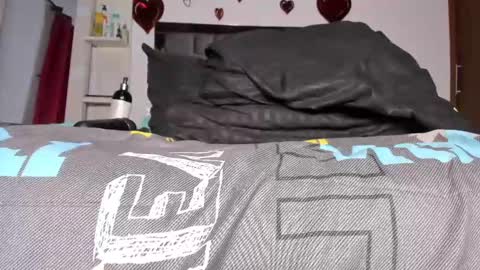 CAROLINE online show from 02-19-25, 05:38