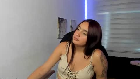 caroline_rodriguez_9 online show from 06-26-26, 06:56