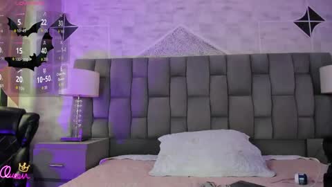 Caroline online show from 04-30-26, 01:28