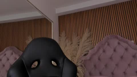 Caroline online show from 05-28-26, 12:46