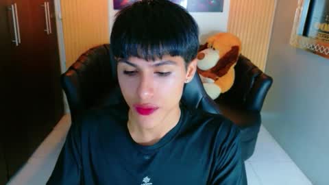 carolinejesh online show from 01-10-26, 12:40