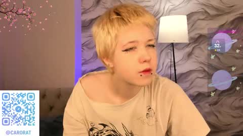 Snapshot of carolinerichter chatting on 10-10-25, 02:43 CarolineRichter online show from 10-10-25, 02:43