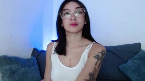 Caroline online show from 09-17-25, 12:51