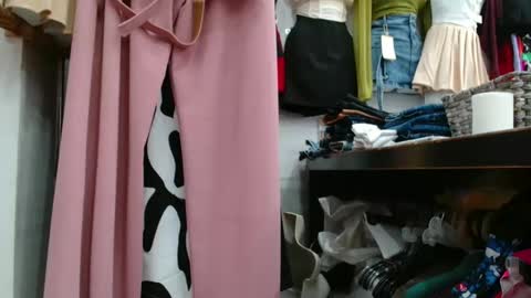 Snapshot of caroo0615 chatting on 10-30-25, 11:27 caroo0615 online show from 10-30-25, 11:27