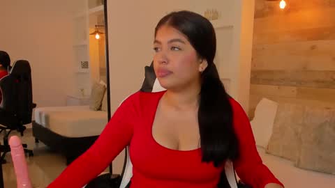 Snapshot of carriepink_ chatting on 09-26-25, 11:36 carriepink_ online show from 09-26-25, 11:36