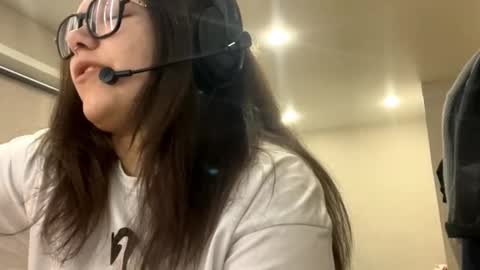 Emilia online show from 12-01-25, 03:55