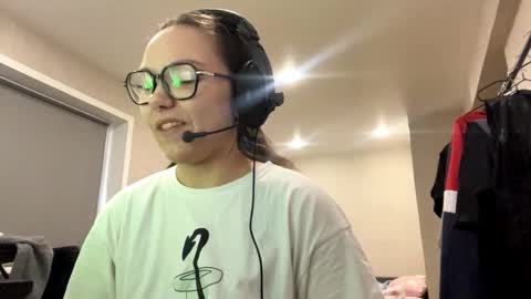 Emilia online show from 12-03-25, 03:14