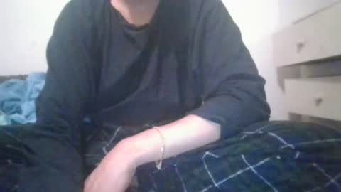 Snapshot of carvelj chatting on 05-11-26, 01:55 carvelj online show from 05-11-26, 01:55