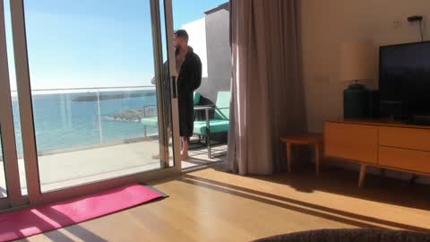 Anna Jones and Larry Jones online show from 12-24-24, 12:00