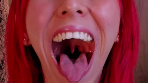 Casandra  online show from 03-05-25, 03:51