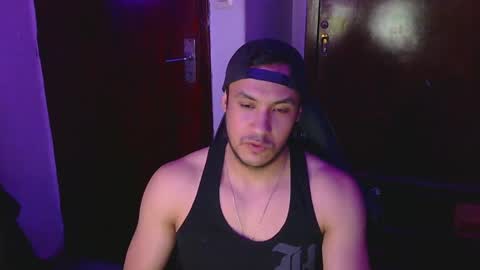 Snapshot of casas_oom chatting on 01-10-25, 08:51 online show from 01-10-25, 08:51