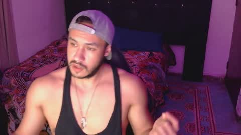 Snapshot of casas_oom chatting on 10-05-25, 06:23 online show from 10-05-25, 06:23